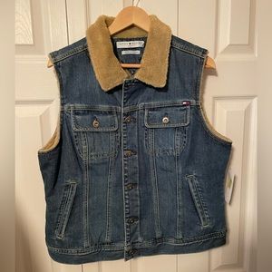NWT Tommy Hilfiger Vest XL